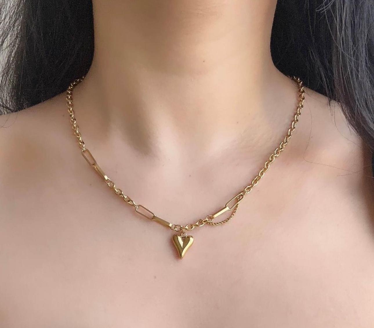 Lala Chain Necklace